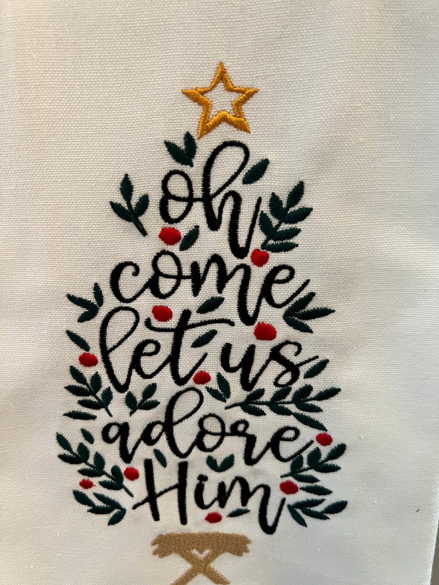 Embroidered Christmas Tree Towel: Farmhouse Holiday Decor