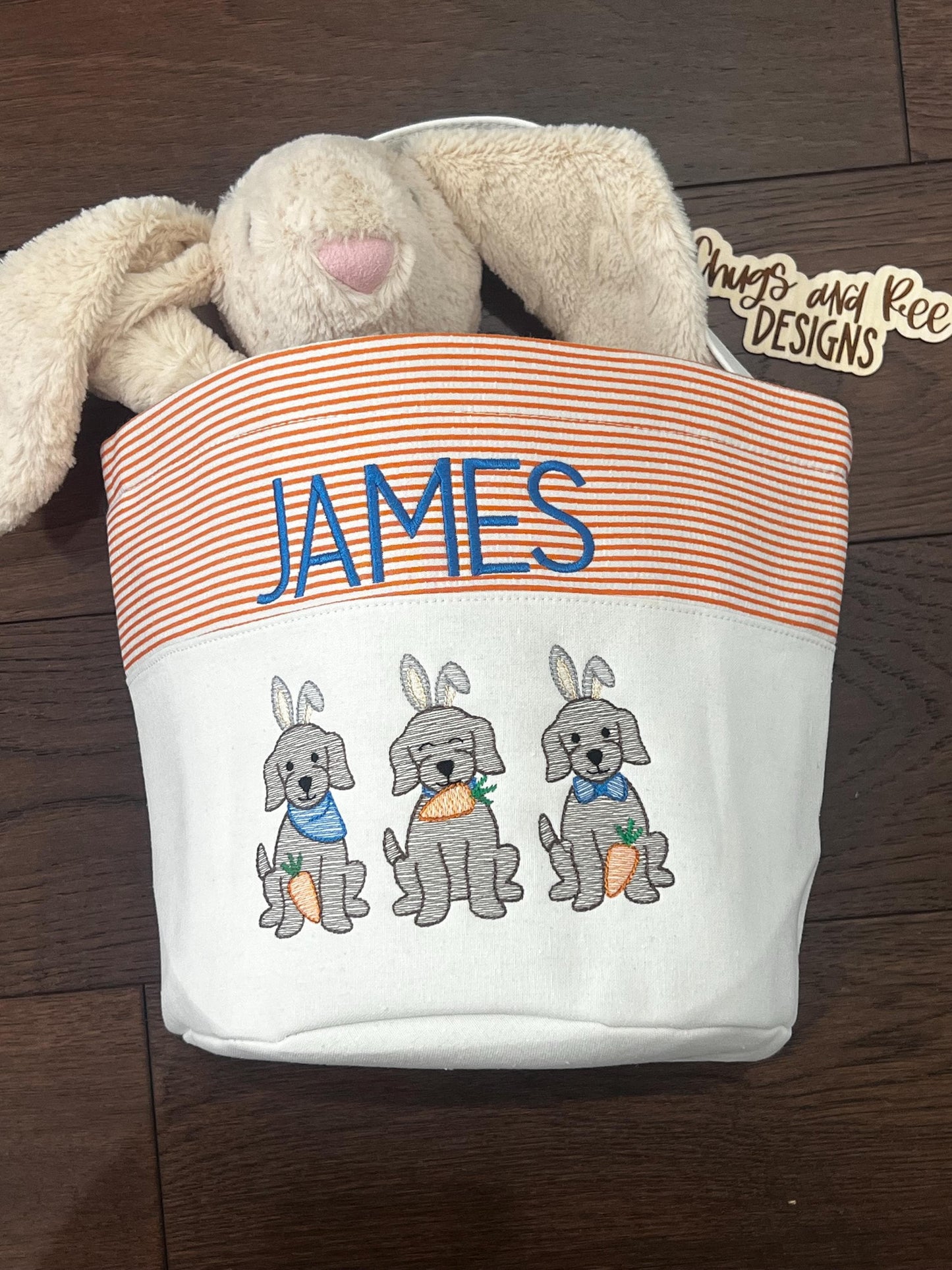 Monogrammed Seersucker Easter Basket: Embroidered Dog Design