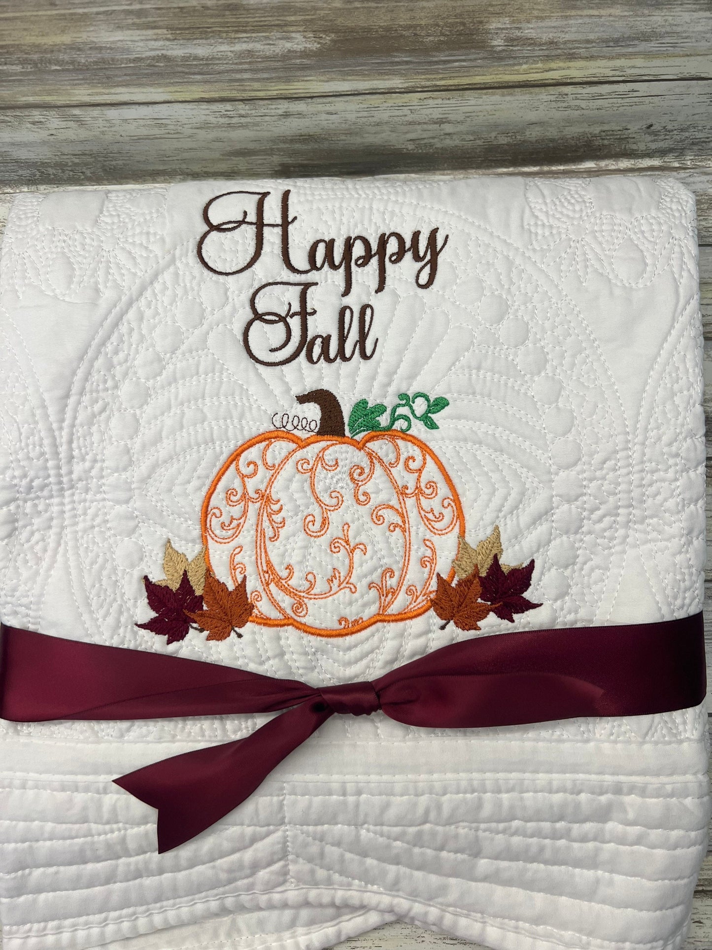 Embroidered Pumpkin Fall Quilt: Cotton Matelassé Design
